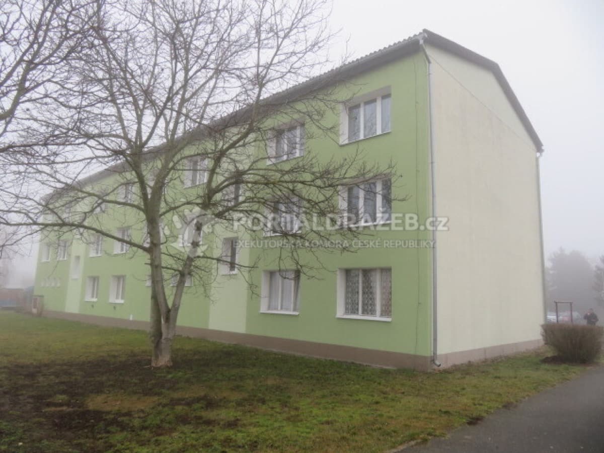 Spoluvlastnický podíl 8/606 na bytovém domě č.p. 344, 371, obec Dobroměřice, k.ú. Dobroměřice — foto 4
